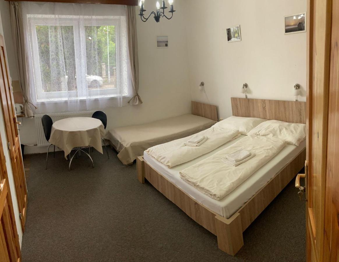 U Thuje Trzeboń